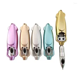 1pcs Multifunctional Squad a forma di palla Penne Trend Play Decompression Stationery Premere Sump Transformation Robot Ball Pen