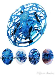 M2 4AXIS UFO Aeronaves de aeronaves de brinquedos de brinquedos de brinquedos de gsture Drone Luzes coloridas Charging Protection Kid Christmas Birthday Gift4956432