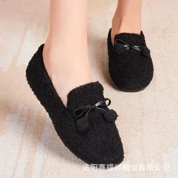 Scarpe casual peluche da donna inverno usura esterna più velluto spesso piselli caldi morbidi cotone slip-on leggero