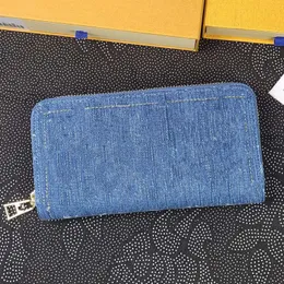 Cowboy M82958 Blue Denim Single Zip Portfer Portfel Posiadacze karty kredytowej projektanci Mężczyźni i kobiet Mody Paszport Cover Business Monety Pocket