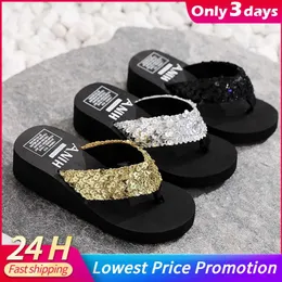 Pantofole tacchi a cuneo infrasoli da donna sandali da spiaggia sandali morbidi slittati con piattaforma spesse donne donne estate bling bling slides