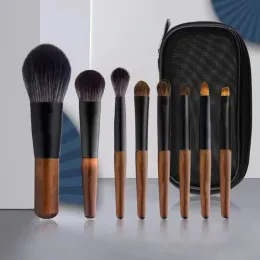 Kits Ovw 8pcs فرشاة مكياج مصغرة مع كيس مجاني شعر تجميلي تجميلي باوحى الأساس مجموعة فرشاة مزج الخدود