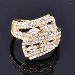 Rings de cluster Leeker Trend Trend Shiny Crystal for Women Gold Silver Color Solid Hollow Anel Hollow Feminino Jóias ZD1 XS6
