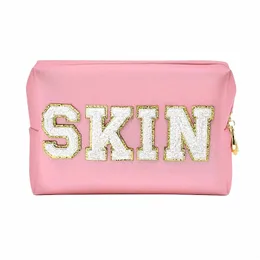 Chenille Letter Preppy Patch Make -up -Tasche Kosmetische Beutel wasserdichtes Reißverschluss Hautpflege -Toiletten -Reisebericht für Frauen Teen Girls E9Y1##