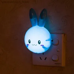 Lampade sfumature a 3 colori a LED cartone animato Switch Light Wall Light AC110-220V Eu-US Cuggino Night Light Q240416