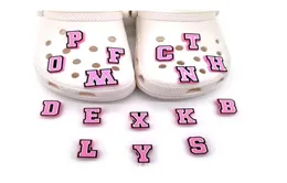 Fashion Shoe Halloween Charms Dekoracja buty Bugi Pinsy Buttons Pink English Capital Letters Numer Kids Party 1957771