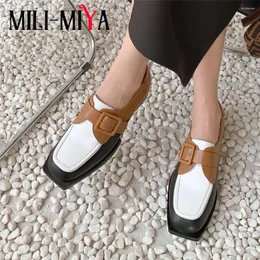 ドレスシューズミリミヤの女性ミーク付きカラーニュートラルポンプ低濃いかかと快適な四角いつま先バックルカジュアルな本革の靴