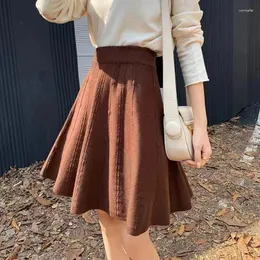 Skirts 2024 Giapponese in stile college High Waist Slim-Fit Women's Spring and Autumn A-Line Skirt Knit Casual Casual All-Match Tutu