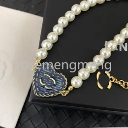 Luxury Brand Designer Blue Heart Pendants Necklaces Letter Bracelet Earring Brooch Pins Gold Plated Copper Choker Pendant Necklace Chain Jewelry Accessories