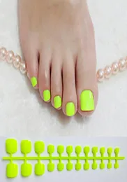 Acrilico verde brillante Acrilico FINUNE FINO PRESSO Square Pressa su unghie per ragazze Candy Macaron Articolo Candy False unghie dei piedi per Girls1798932