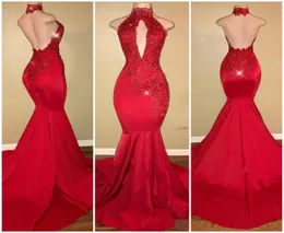 Halter Red Halter Keyhole Satin Mermaid Long Prom Dresss in pizzo Applique in perline Sweele Sweele Train Abiti da sera formali abiti da festa2814640