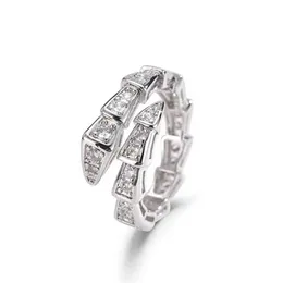 Gioielli dal vivo anello di serpente diamante completo leggero moda lussuoso snake versatile osso anello aperto internet popolare stesso anello