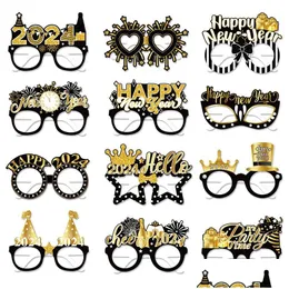 Outros favores de casamento 12pcs/conjunto 2024 Happy Year Po Frame Decoração Família Eve Party Paper Glasses Booth Props Navidad Christmas Dro Dhfhg