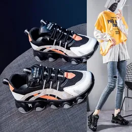 Scarpe casual Versione coreana della vecchia per autunno/inverno 2024 donne studentesche sportive femminile