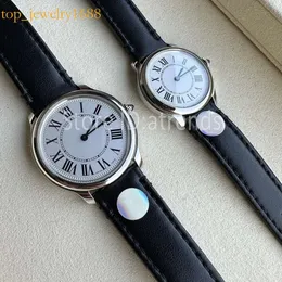 Süper Top Şık Kuvars İzle Kadınlar Sier Dial Sapphire Cam 29mm 36mm Boyut Boyut Siyah Deri Kayış Klasik Tasarım Bayanlar Günlük Saat 1578