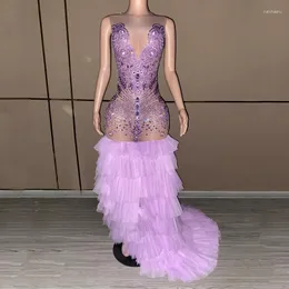 Bühnenbekleidung wachsende lila Strasssteine ​​Spitzenschwanz Kleid Frauen sexy durchsichtiges Abend Outfit Gogo Tänzer Kostümfestival XS7854