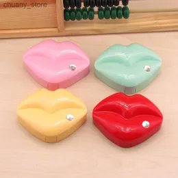 Case di occhiali da sole Lymouko Fashion Nuovo design Sexy Lips Tasca Contact Lens Case per amanti con lenti a specchio Box Y240416