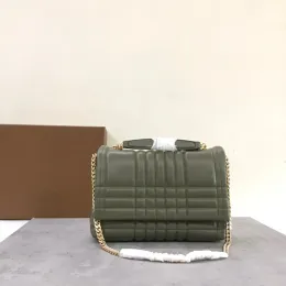 Tasarımcı Ayna Kalitesi Crossbody Bag Orijinal Deri Moda Kadın Çanta Metalik Omuz Çantası toka Kapatma Tam Paketle En Kalite