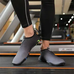 Slipare slip-resistent nummer 35 Womans Bascket Flip Flops Sneakers Shoes Mule Sandal Sport utanför Sapatos Real