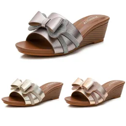 Slippers Sandals شريحة عالية الكعب نسائي شاطئ الصنفال الصيف في الهواء الطلق الأحذية منزل المكتب الأرضية