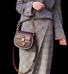 Designerin Tess Sattel Handtasche Neue Frauen für Croco Leder Schultergeprägte Geldbörse Armband Tasche Echtes Crossbody 2021 Jfthu7611822