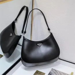 أكياس الكتف الإبطية حقيبة إبطية عالية الجودة مصمم حقيبة Cleo Bag Crossbody Messenger Leather Leather Leather for Women Fashion Crescent Bag Hobo