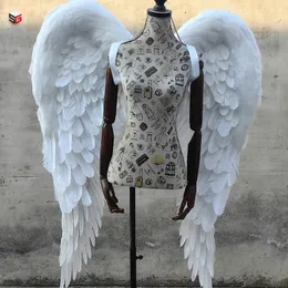 新到着大型ホワイトエンジェルワンパーティーの結婚式の装飾カスタマイズされた曲げ可能な大きな妖精の翼フェザーハンディクラフト