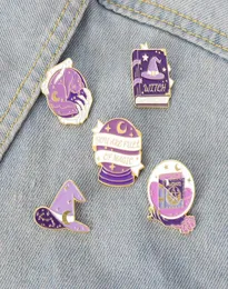 Magic Witch Hat Book Collar Broches Mulheres Ligas de Liga da Laron Pinos de lapela de estrela para mochila Capt de camiseta Cleadge Clothes Acessorie6993245