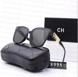 Spring New Designer for Men Mulheres Mulheres Óculos de sol Luxury Square Sunglasses Sun Desgas