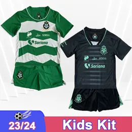 23 24 Santos Laguna Leo Suarez Kit Kit Maglie da calcio F. Torres Doria A. Cervantes Orrantia E. Aguirre All Away Football Shirt Uniforms