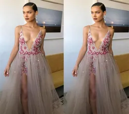 Sexy 2019 New Berta Prom Dresses Deep V Deving Side Side Side Sybed Thebique Dress Walk Evening Tulle Tulle Long Pageant الرسمية DRES8772958