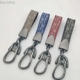 Nyckelringar Lanyards bil Keychain Pu Leather Keychains Metal Key Ring Creative Personlig presentbil Key Pack Pack Buckle Accessories Key Chain D240417