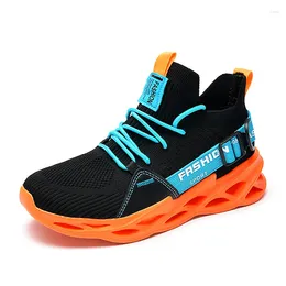 Fitness ayakkabıları erkek spor ayakkabılar 2024 moda tokası karışık renkler platform topuk serin rahat dantel up chaussure zapatillas hombre