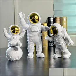 Dekoratif Nesneler Figürinler 3pcs Yaratıcı Reçine Astronot Süsleme Figürü Heykel Spaceman Masaüstü Dekor Modelleme Çocuk Hediye Ev Dekoru