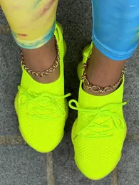 Lässige Schuhe Ladies Sneakers Damen Mesh Flats Frau Schnürung atmungsaktiver weiblicher Schuhkomfort Süßigkeiten Farbe Solid Plus Size