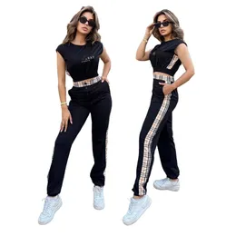 Ruides femininos da marca de luxo da moda Casual Print Sports Sports Short Sleeve Long Pants Designer Ruos de designer 2 Peça Conjunto de peças