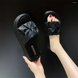 Hausschuhe Nonslip Non Slip Shose Brand Frauen Charakter Slipper Schuhe elegante Frauen Sommer Sandalen Sneakers Sport College