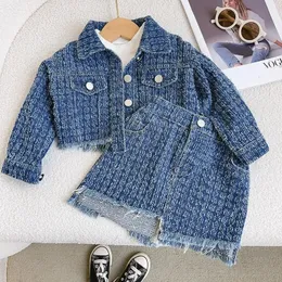 2023 Baby Girl Plaid Denim Clothing Set Spring Autumn Eleganckie garnitury Kurtki Kurskortskids Dzieci urodziny 2