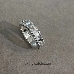 Anéis de designer de ponta 1 a1 para Vancleff anel de prata pura prata estreita coaleidoscópio trevo indicador dedo casal anel feminino diamante completo personalidade de sorte