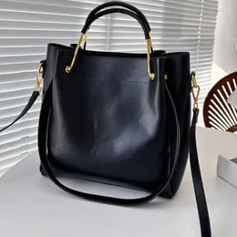 Totes 2024 große Kapazitätsschilds -Schulter -Crossbody -Handtasche Frauenbeutel