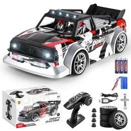 Diecast Model Cars High Speed ​​Drift Death Competition Toy Car med en hastighet på 30 kilometer per timme 2,4 GHz kontrollområde på 80 meter kollisionsresistenta J240417