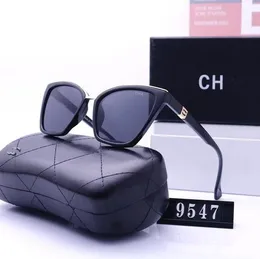 Top -Designerin Sonnenbrillen für Männer Frauen Sonnenbrille Mode Klassiker Sonnenbrille Luxus polarisierter Pilot übergroße Sonnenbrillen UV400 Tide Siebzigste Polizei Readread
