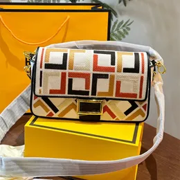 Wysokie luksusowe designerskie torby Najwyższa jakość Lether Lether Crossbody torebki Projektantka Kobiet Bag na ramię moda dhgate messenger biały borse czarne asie torba gwiazdorska