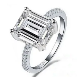 Tiffanyjewelry Emerald Cut 3ct Square Lab Mossen Diamond Ring Sterling Sier Jewelry 약혼 웨딩 밴드 여성용 신부 파티 액세서리 선물을위한 Moissanite 반지