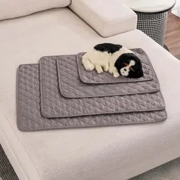 Wasserdichte Haustierbettmatte wiederverwendbare Hundewindelabdeckung Wasch- Sofa Möbelschutzdecke für Haustiere Katzenautossitz 240426
