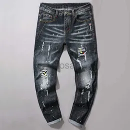 Jeans maschi elastico marchio uomini in denim buca rovinata patch alla moda di strada alla moda slim fit giornaliero nuovi pantaloni hip hop d240417