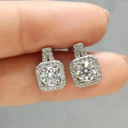 Stud Küpe Inbeaut varış 925 STERLING Gümüş Kare Mükemmel Kesim Geçiş Pırlanta Testi Toplam 1 CT VVS1 D Renk Moissanite Kız