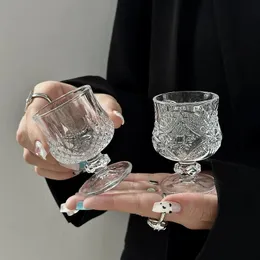 Grawerowany kieliszek 6pcsset Mały kieliszek do winiarstwa Transparent Mini Wine Cup High Cup Candlestick Decorations Dekoracje 240408