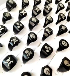 30pcslot Top Top Mix Skull Biker Ring Jóias Hiphop Classic Punk Black Gótico Anel de liga gótica Homens Mulheres Party Skeleton Jewelry4097585