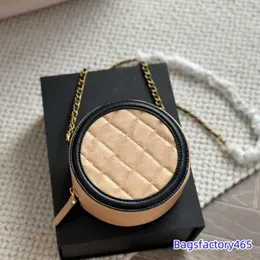 Designer kvinnor härlig rund makeup väska 19 cm applikationer dekoration kaviar läder guld blixtlås matelasse kedja 5 färger kosmetisk fall handväska kors kropp axelväska